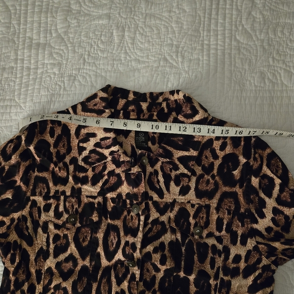 Leopard print Jacket - Picture 12 of 13